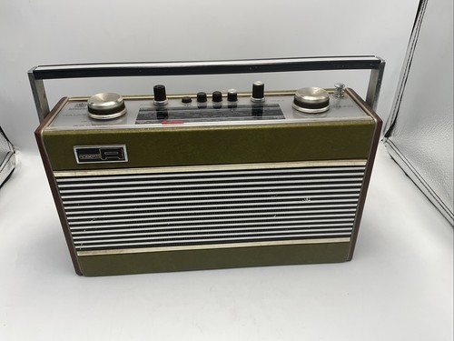 Roberts portable radio r606 - roberts,