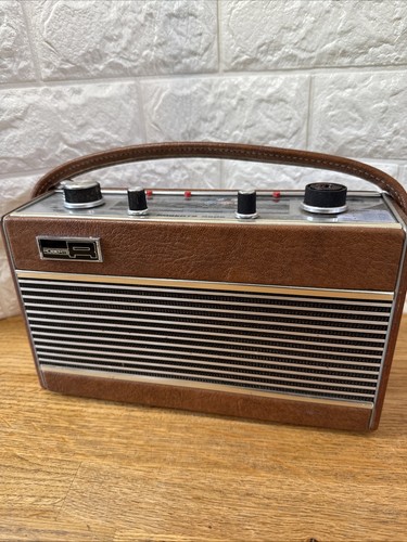 Vintage roberts r505 radio - vintage,