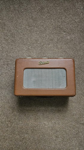 Vintage roberts radio model - radio,
